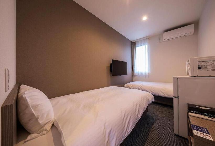 فندق R9 The Yard Uruma