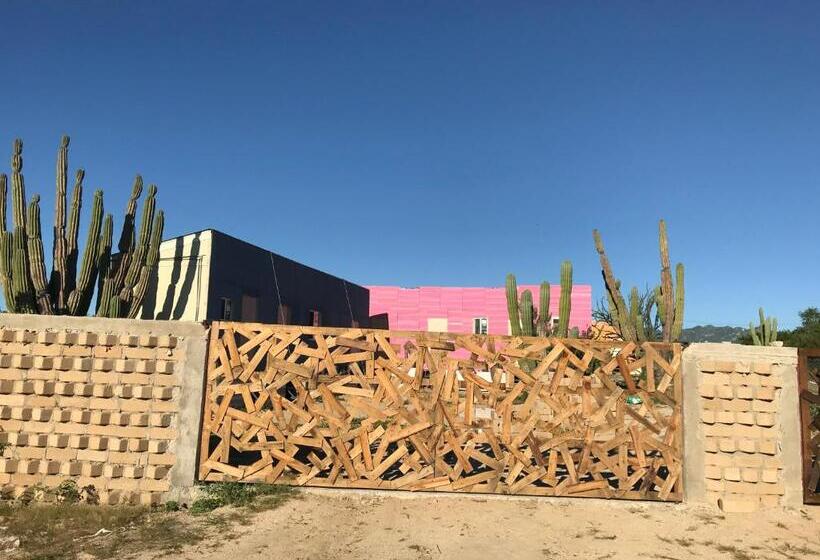 پانسیون Susu’z Village Hostel And Rooms