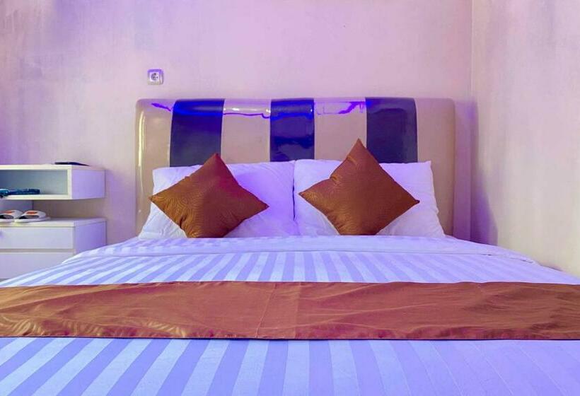 בית מלון כפרי Homestay Banteng Adventure Dieng Mitra Reddoorz