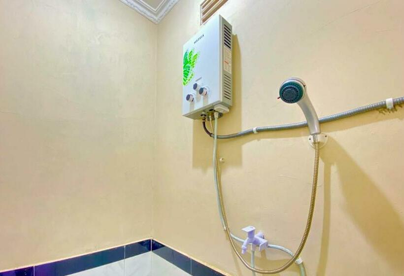 בית מלון כפרי Homestay Banteng Adventure Dieng Mitra Reddoorz