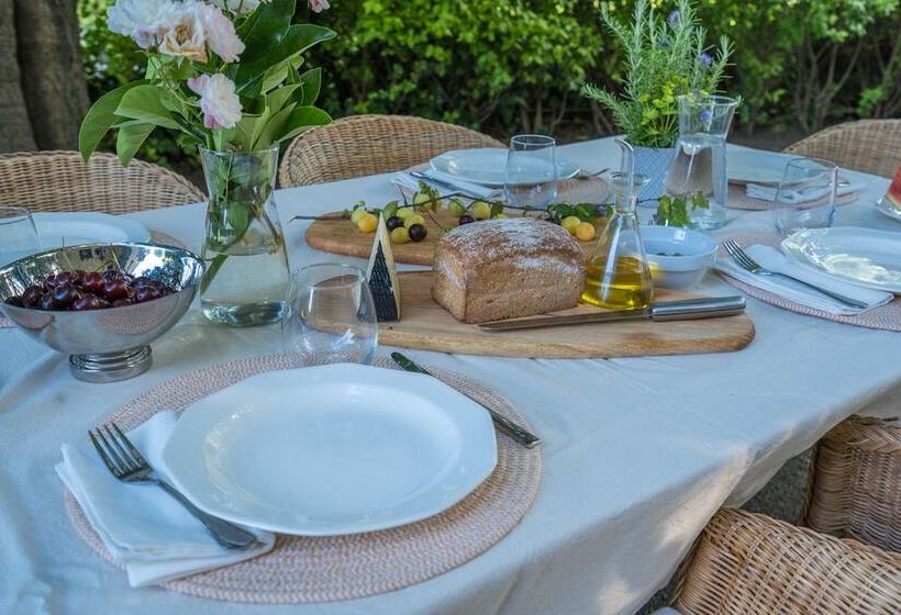 فندق Masia Ventanell Luxury Villa Near Barcelona