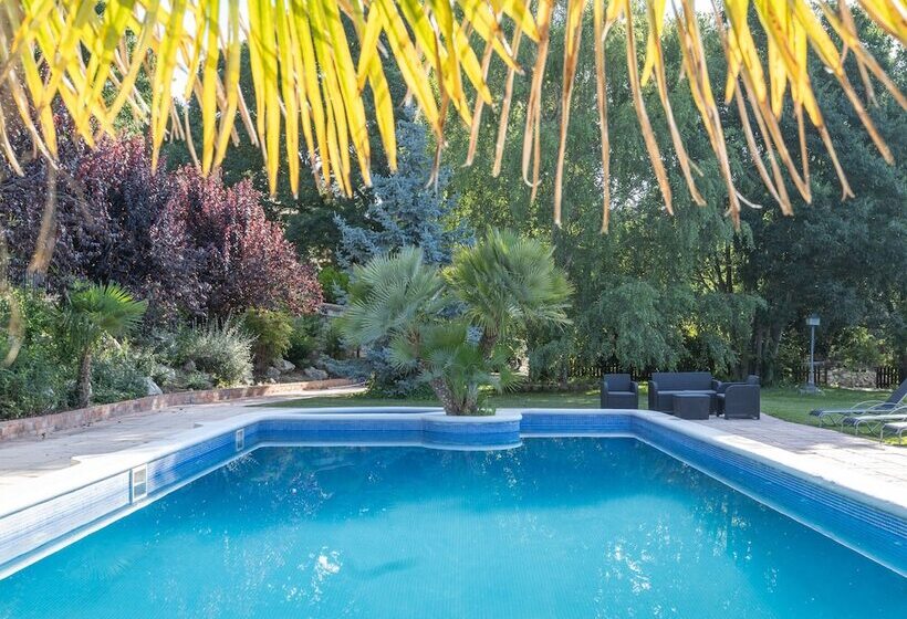 فندق Masia Ventanell Luxury Villa Near Barcelona