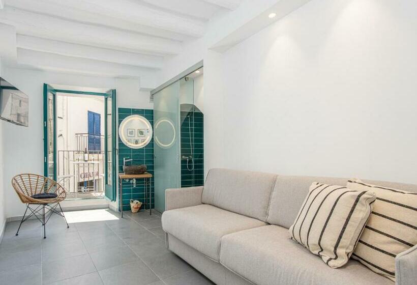 پانسیون Habitacions Bellaire Cadaqués