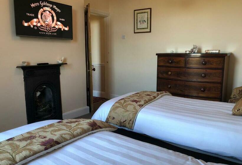 مبيت وإفطار Formby Guest House
