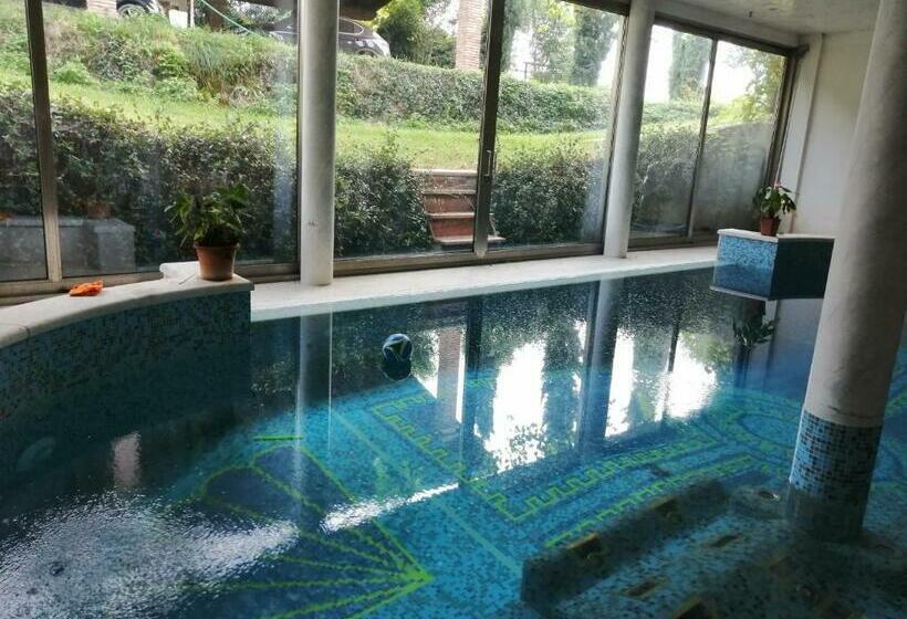 پانسیون Camera King Size In Villa Con Piscina Termale