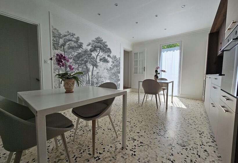 住宿加早餐  La Suite Gignac