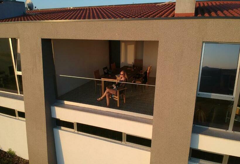 مبيت وإفطار Stay At The Winemaker