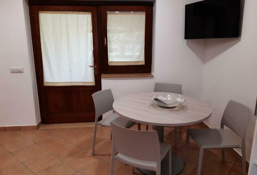 مبيت وإفطار Villa Lucilla