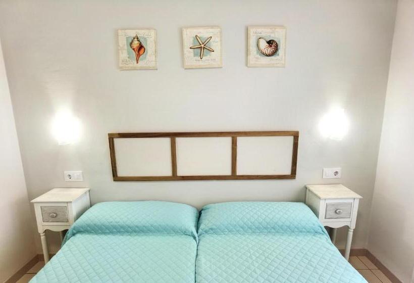 بنسيون Hostal Rigau
