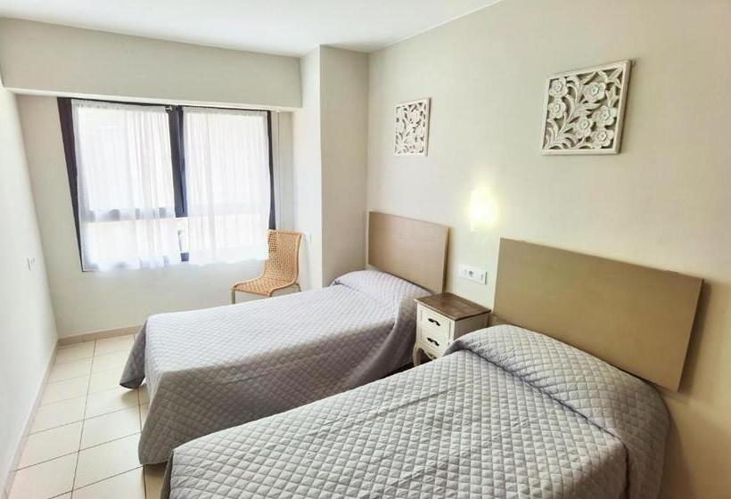 بنسيون Hostal Rigau