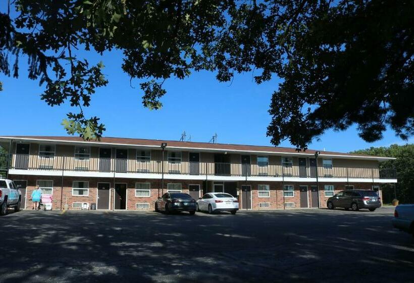 Ranch Motel