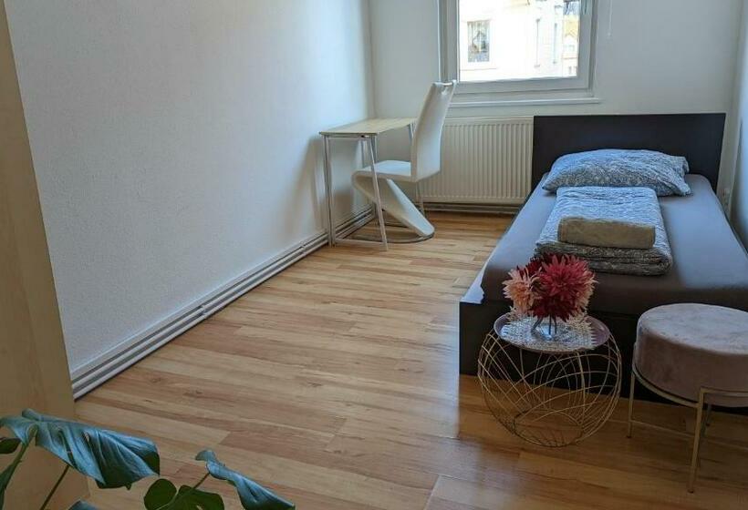 پانسیون Single Room Near The Black Forest