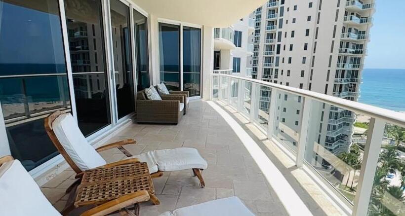 Ritz Carlton Luxurious Residence On Singer Island