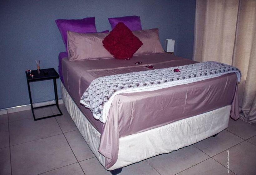 مبيت وإفطار Warmbaths Thai Spa And Guest House