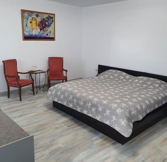 پانسیون Casa Musceleana