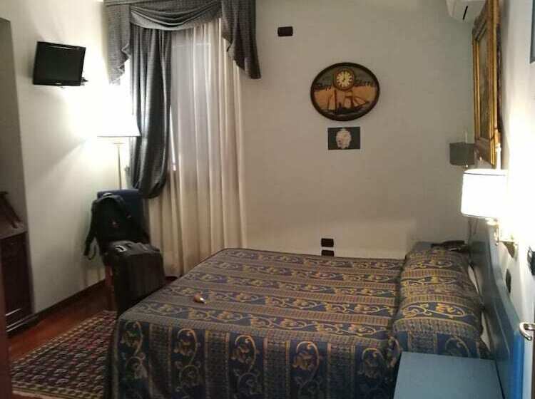 تختخواب و صبحانه Residence Meuble' Cortina