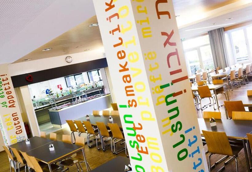 Hi Munich Park Youth Hostel