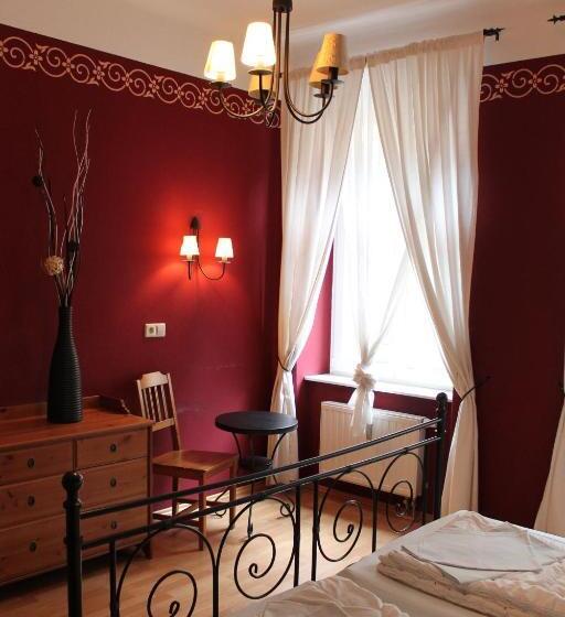 Hostel Louise 20