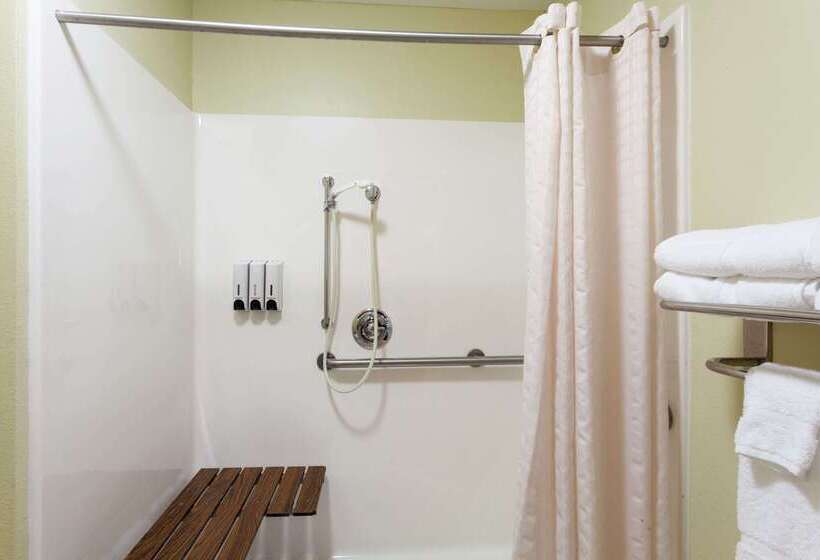 בית מלון כפרי Baymont By Wyndham Dale