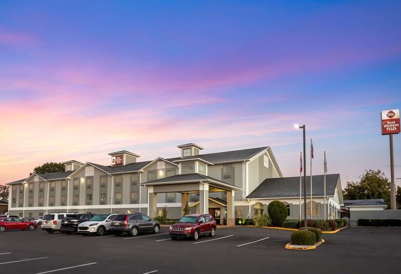 Отель Best Western Plus Searcy Inn