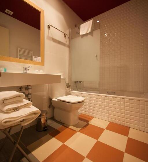 ホテル La Castellana   Habitaciones Y Desayuno