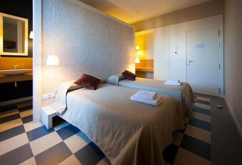 ホテル La Castellana   Habitaciones Y Desayuno