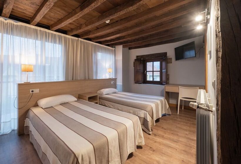 בית מלון כפרי Apartamentos Posada La Robla
