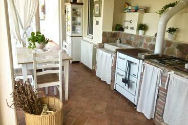 تختخواب و صبحانه Casa Bacli    Il Sole