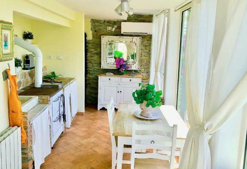 مبيت وإفطار Casa Bacli    Il Sole