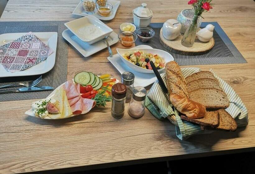 민박 Privatzimmer Helga Haselberger