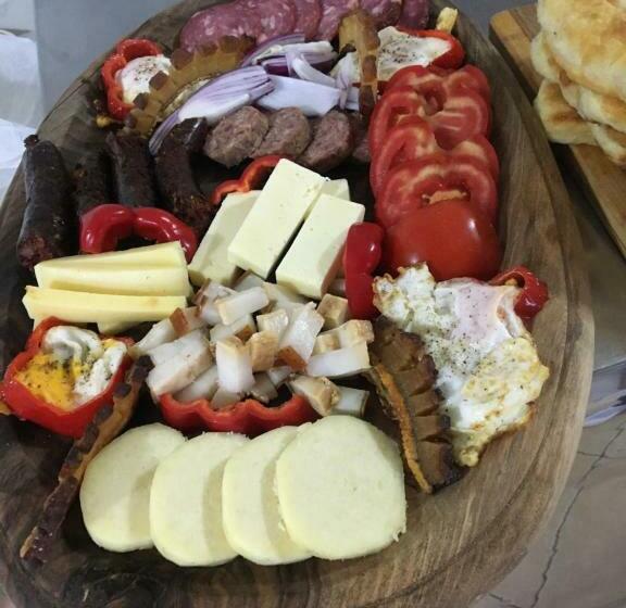 膳宿费 Cazare Luxandra