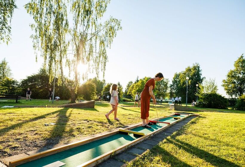 منتجع First Camp Björknäs Boden
