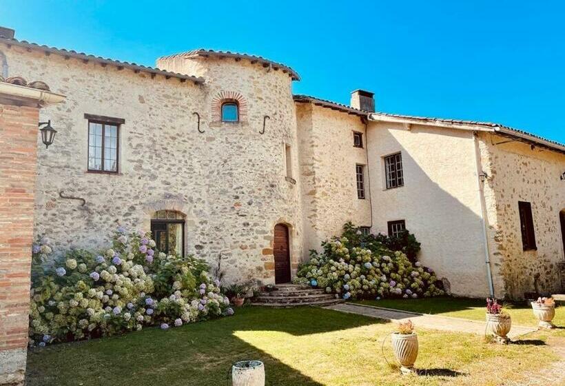 צימר Domaine La Tour