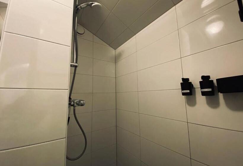 تختخواب و صبحانه Slapen Onder De Dom