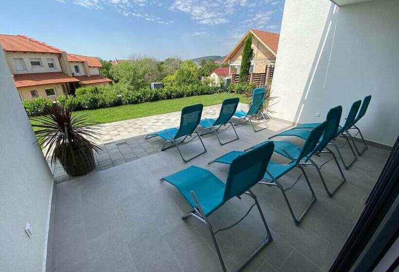 پانسیون Magnolia Room & Spa   Adults Only