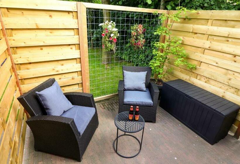 تختخواب و صبحانه De Monarchvlinder