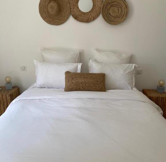 مبيت وإفطار Le Cabanon De Val