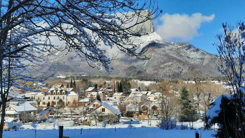 민박 Les Vagabonds Du Mont