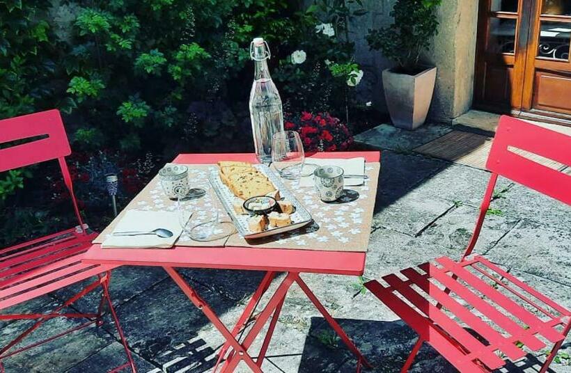 민박 Les Vagabonds Du Mont