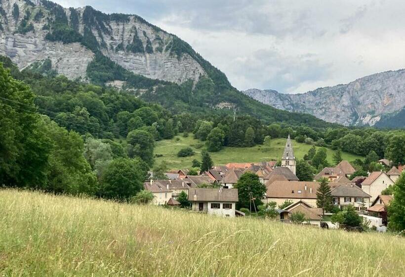 민박 Les Vagabonds Du Mont