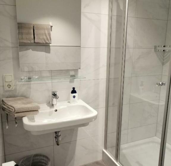 ベッドアンドブレックファースト Weingut Licht Stadtfeld