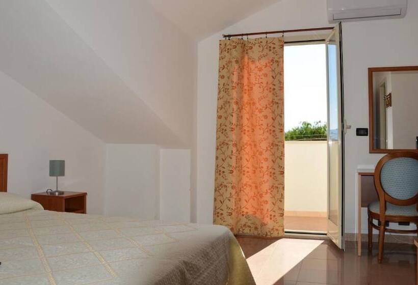 فندق Isolabella