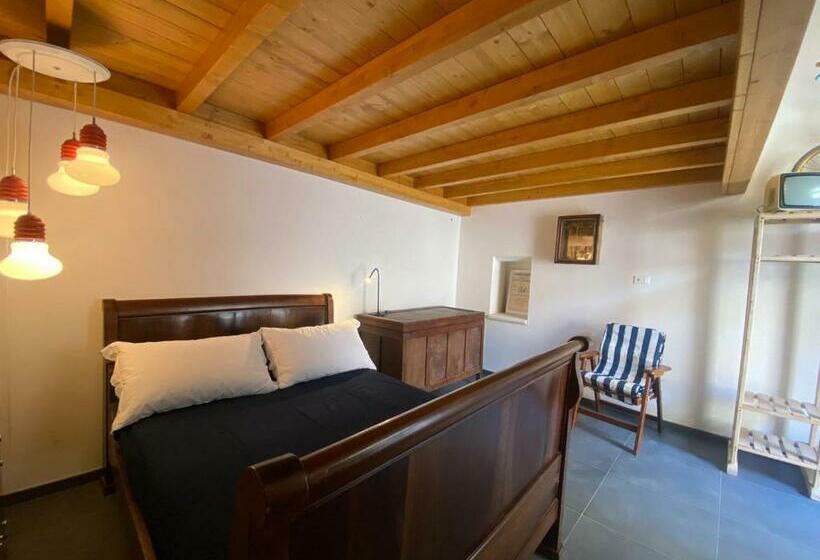 پانسیون Bric à Brac Eclectic Rooms