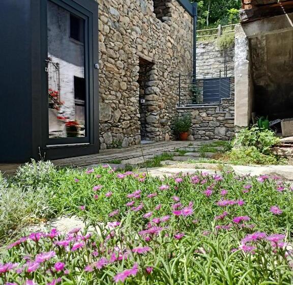 بنسيون V&v Rentroom Design