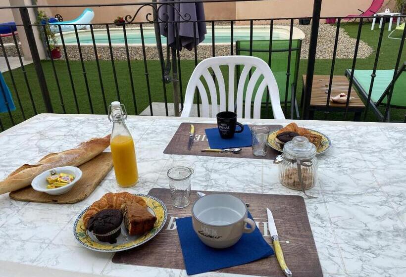 مبيت وإفطار Chambre D Hôte Au Pied Du Ventoux
