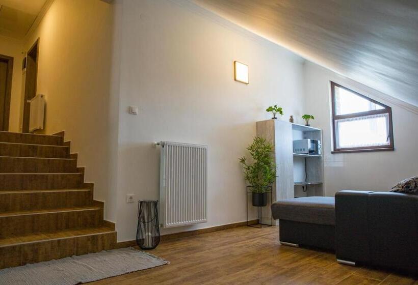 민박 Kukorica Csárda Apartman