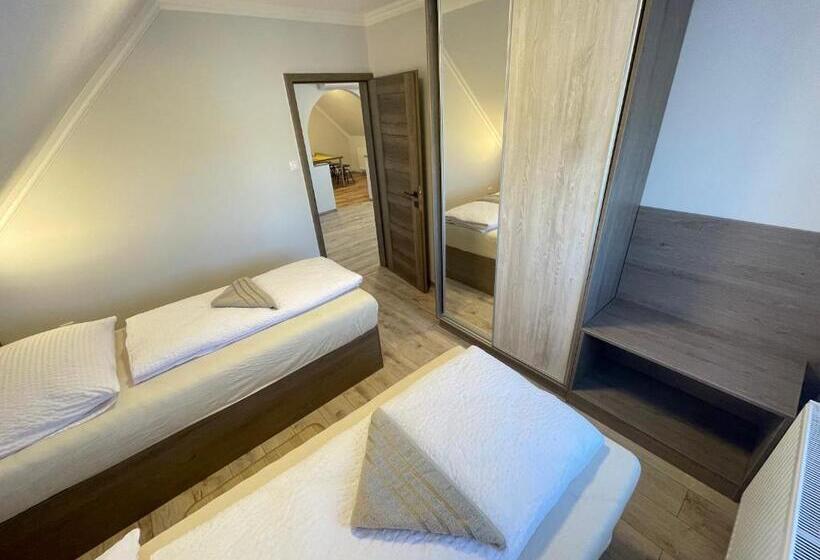 민박 Kukorica Csárda Apartman
