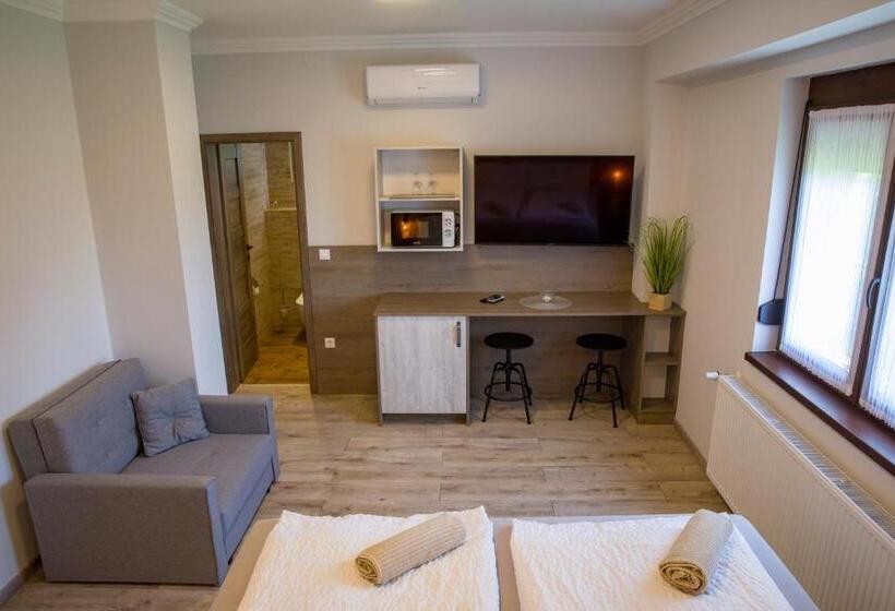 민박 Kukorica Csárda Apartman