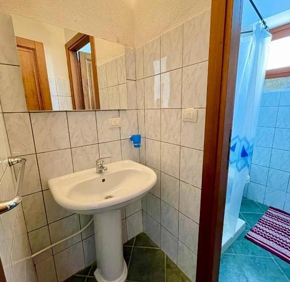 펜션 Ginepro Room   Sapposentu Posada