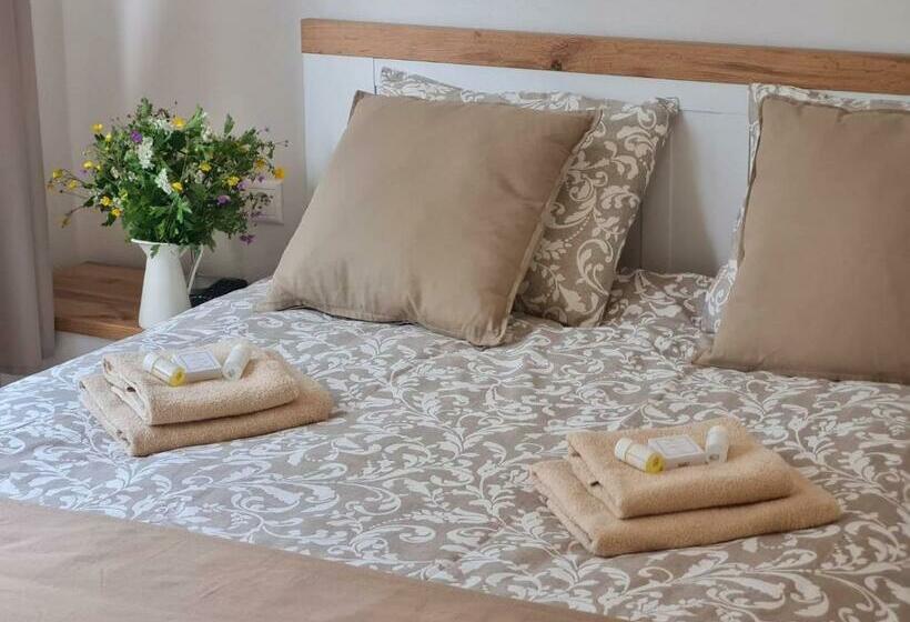 Villa Paradajs   Ubytovanie Pri Jazere